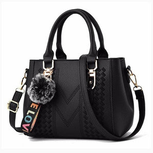 ML WARLMARA FUNMARDI Leather Handbag