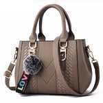 ML WARLMARA FUNMARDI Leather Handbag